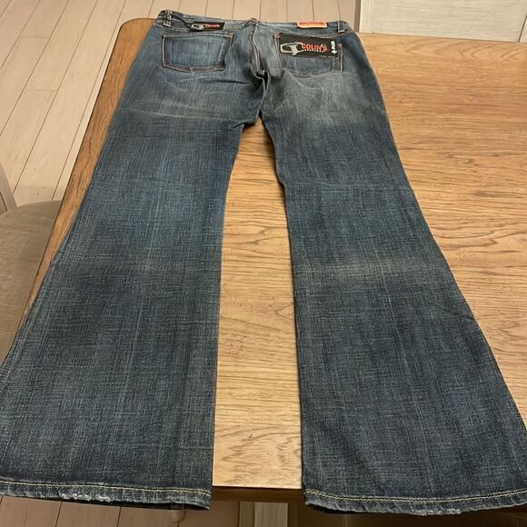COLINS FLARE JEANS.  NEW WITH TAGS - Picture 6 of 9